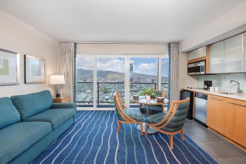 Ala Moana Honolulu by Mantra