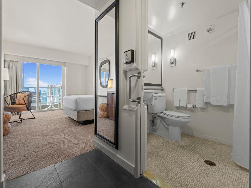 Ala Moana Honolulu by Mantra image