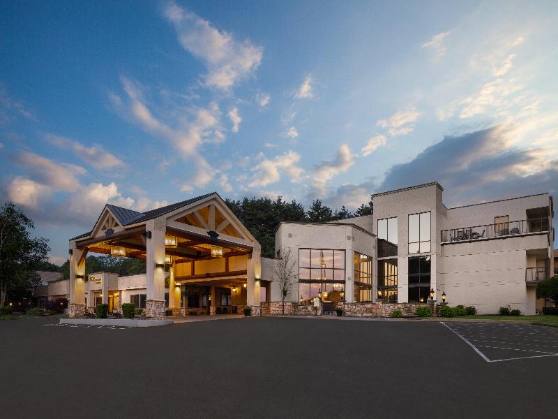 Holiday Inn Resort Lake George Adirondack Area IHG image
