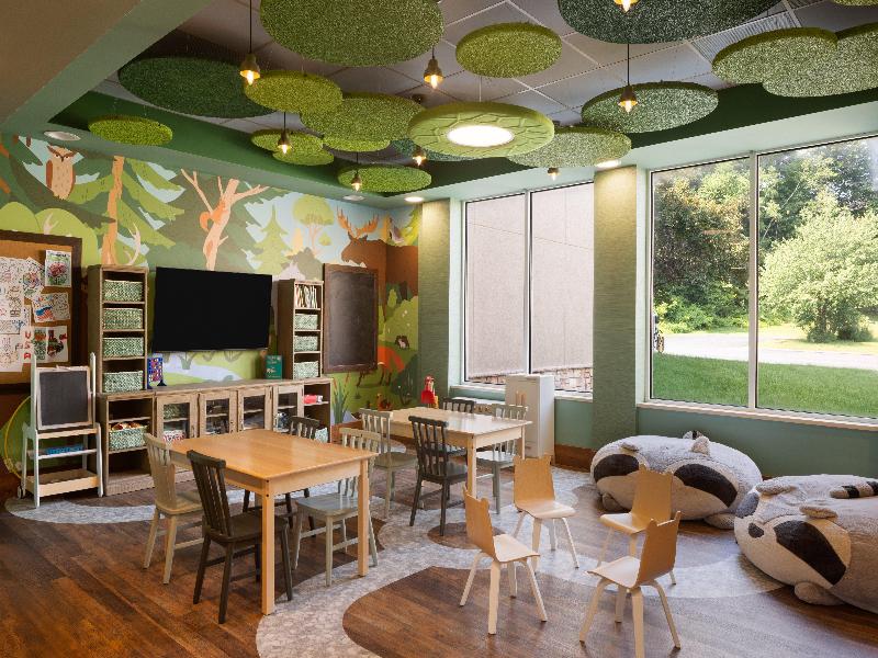 Holiday Inn Resort Lake George Adirondack Area IHG image
