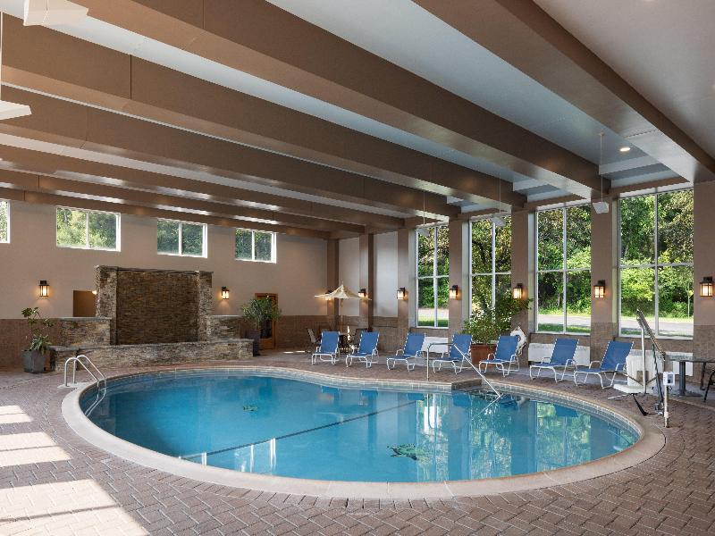 Holiday Inn Resort Lake George Adirondack Area IHG image