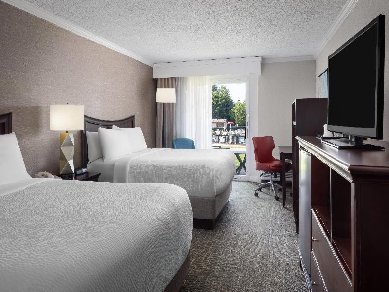 Holiday Inn Resort Lake George Adirondack Area IHG image