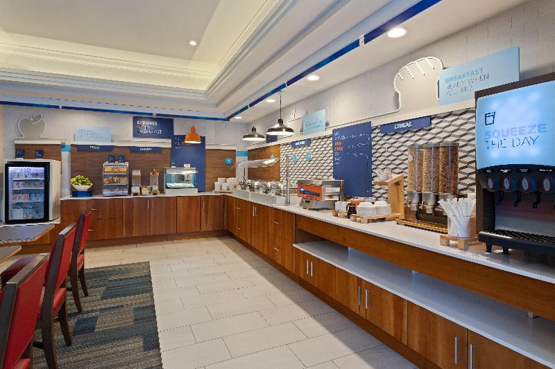 Holiday Inn Express Hauppauge-Long Island image