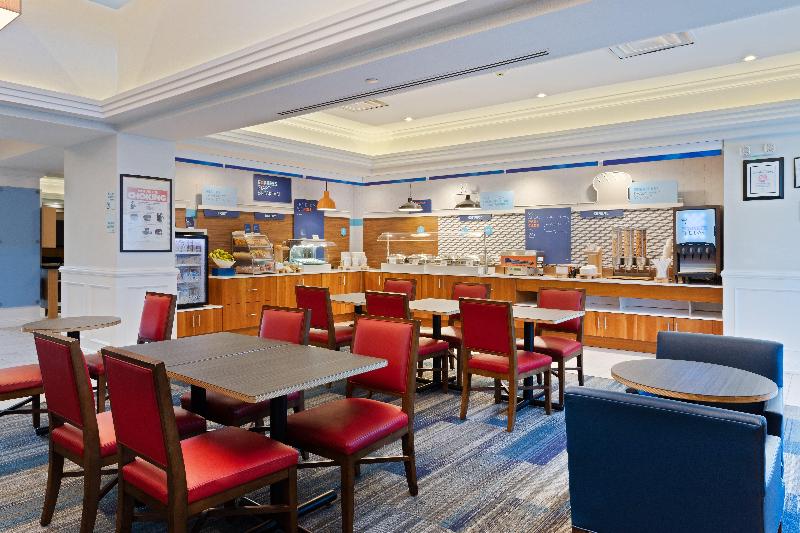 Holiday Inn Express Hauppauge-Long Island image