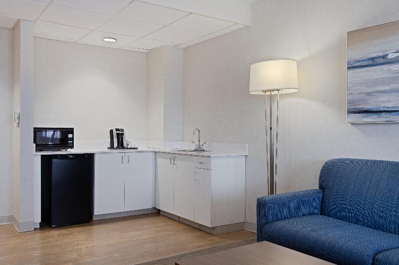 Holiday Inn Express Hauppauge-Long Island image