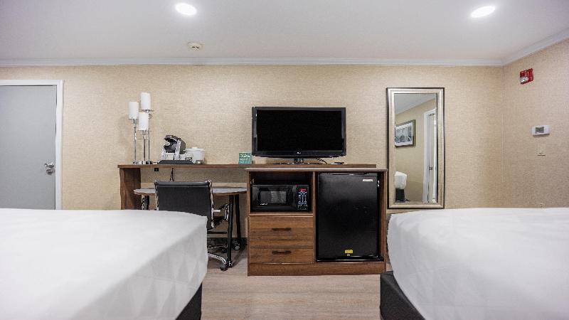 Holiday Inn Plainview-Long Island  image