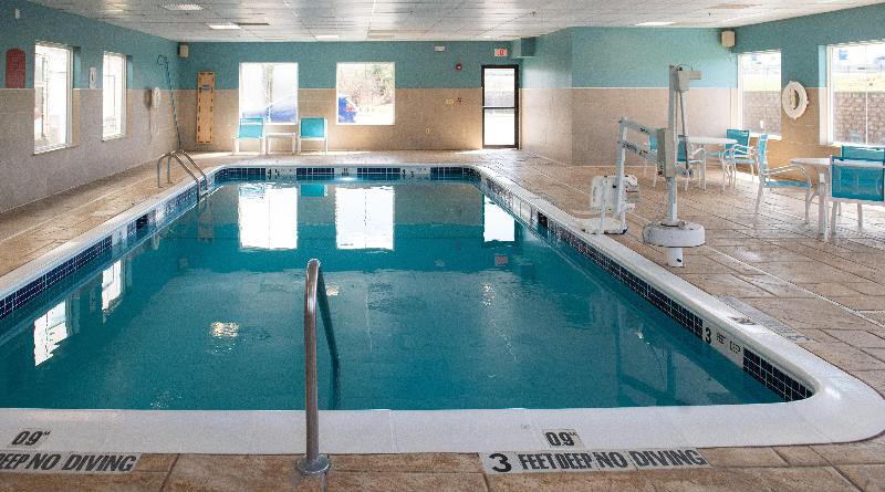 Holiday Inn Express Suites Chester-Monroe-Goshen image