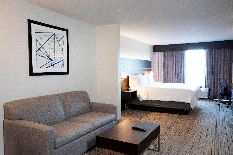 Holiday Inn Express Suites Chester-Monroe-Goshen image