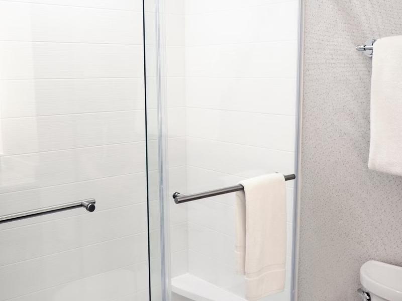 Holiday Inn Express Suites Chester-Monroe-Goshen image