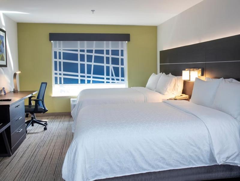 Holiday Inn Express Suites Chester-Monroe-Goshen image