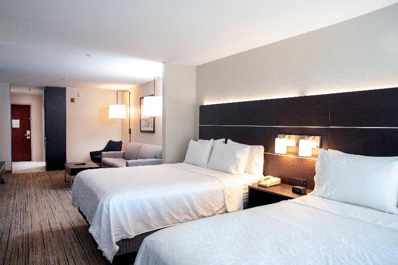 Holiday Inn Express Suites Chester-Monroe-Goshen image