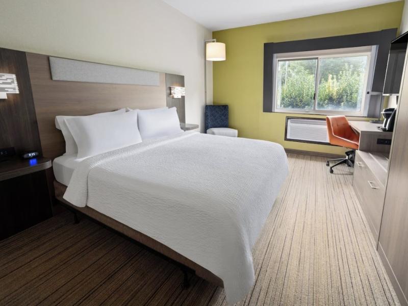 Holiday Inn Express Stony Brook-Long Island image