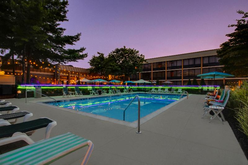 Holiday Inn Westbury-Long Island image