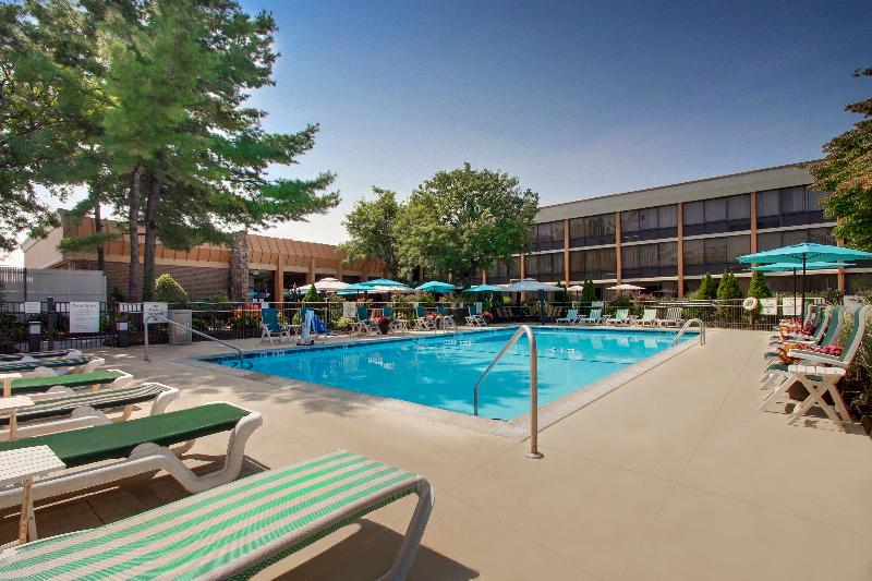 Holiday Inn Westbury-Long Island image