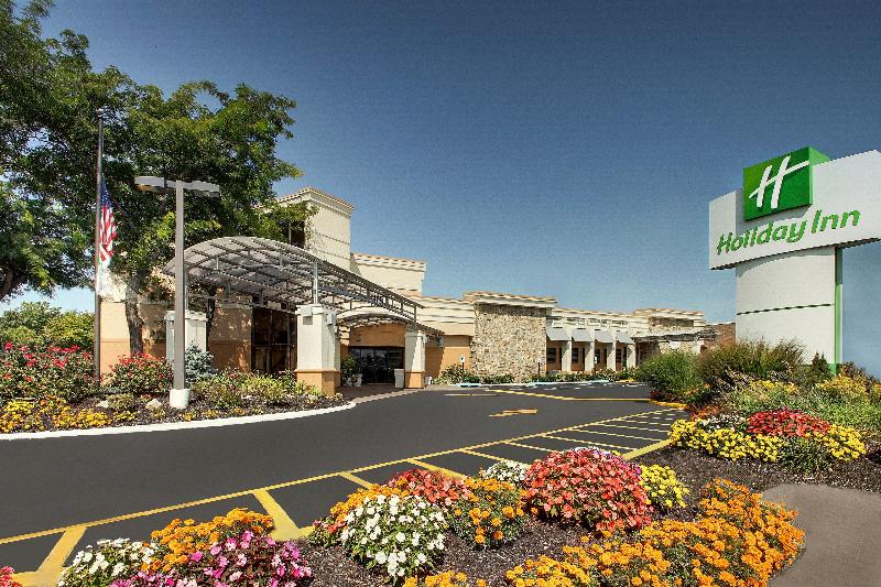 Holiday Inn Westbury-Long Island image