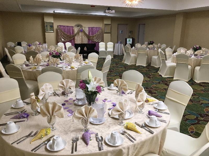 Holiday Inn Westbury-Long Island image