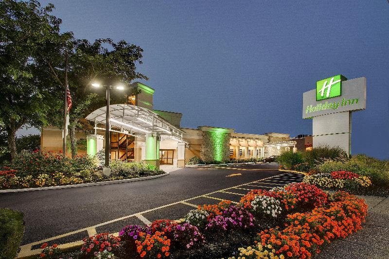 Holiday Inn Westbury-Long Island image