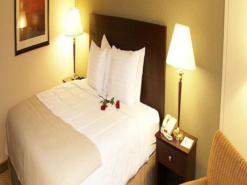 Armoni Inn & Suites image