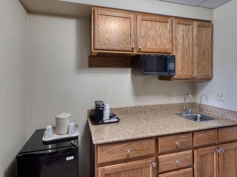 Best Western Owego Inn image
