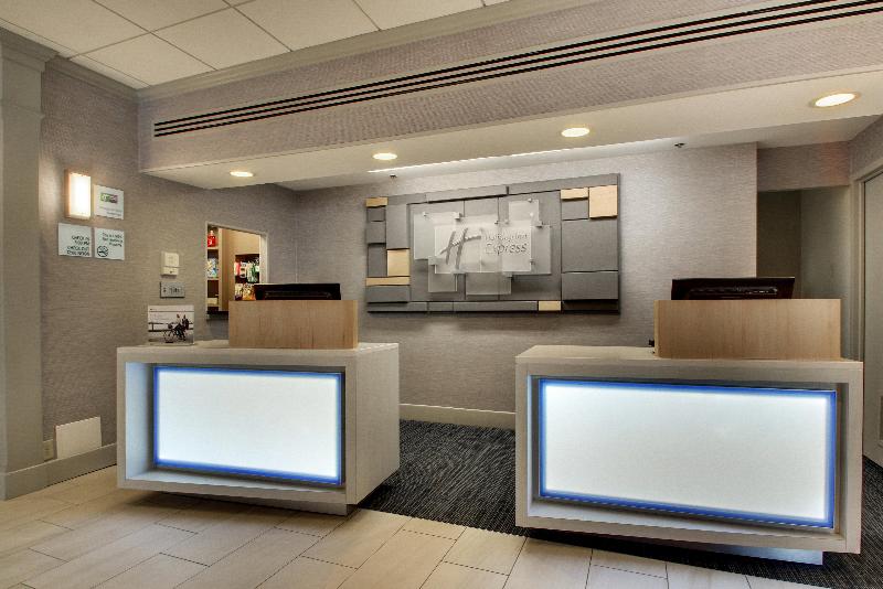Holiday Inn Express Poughkeepsie image