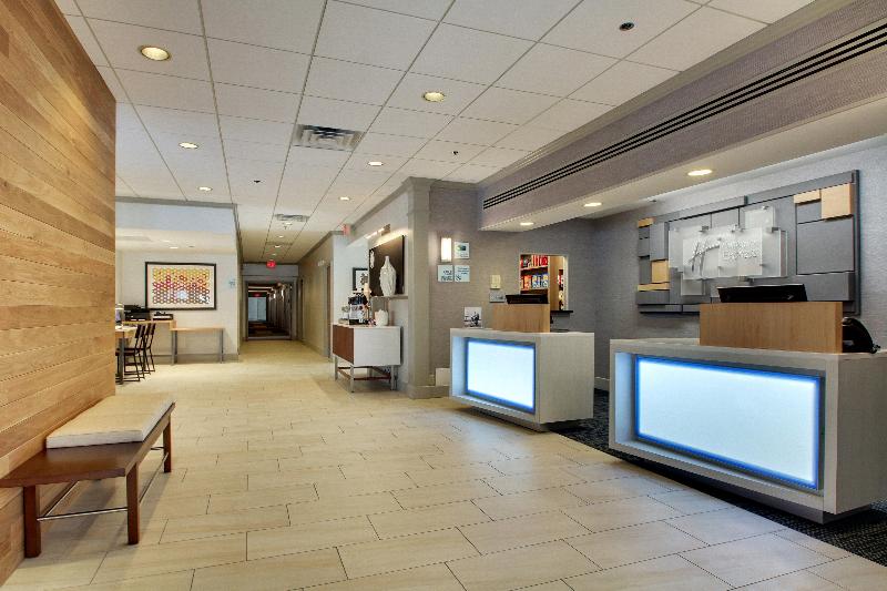 Holiday Inn Express Poughkeepsie image