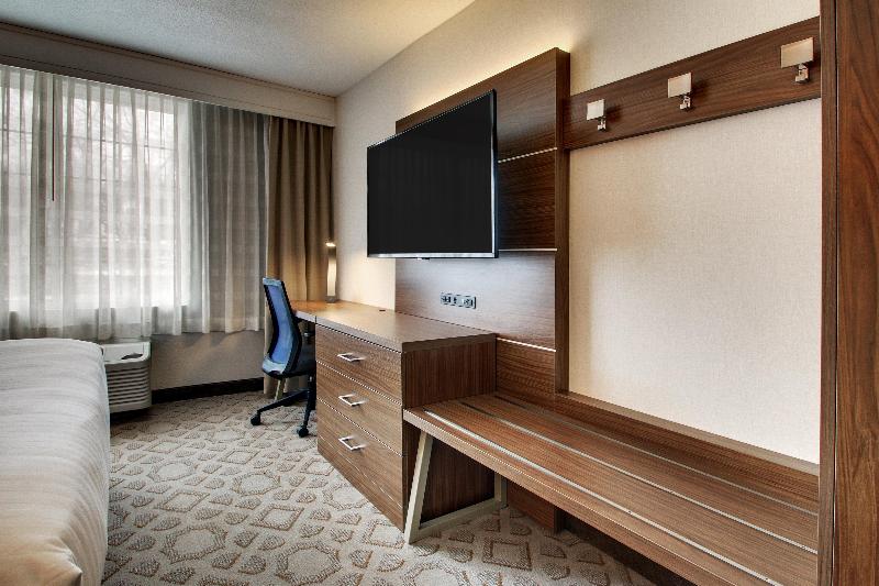 Holiday Inn Express Poughkeepsie image