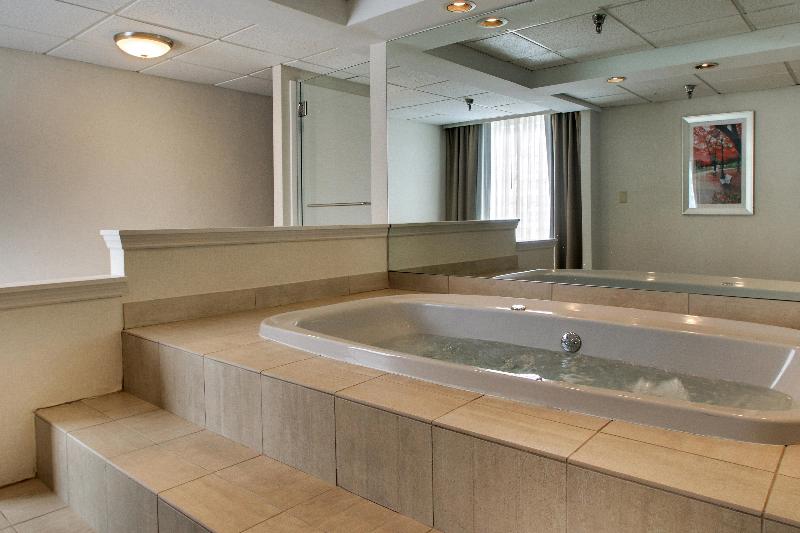 Holiday Inn Express Poughkeepsie image