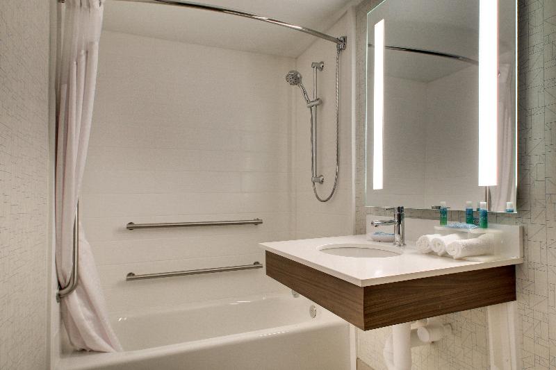 Holiday Inn Express Poughkeepsie image