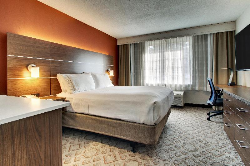 Holiday Inn Express Poughkeepsie image