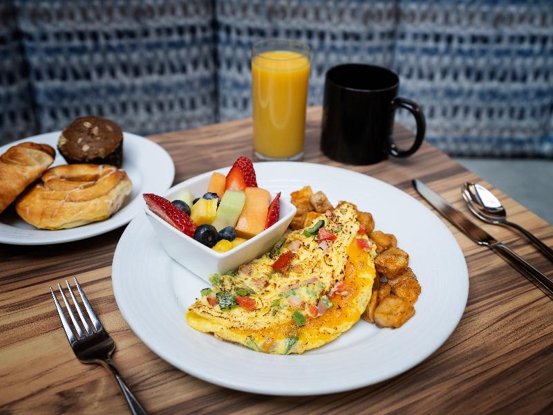 Crowne Plaza Suffern Mahwah image
