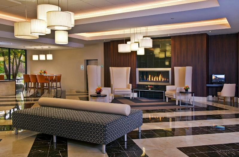 Crowne Plaza Suffern Mahwah image
