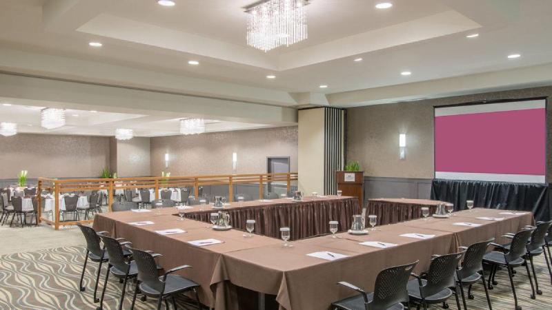 Crowne Plaza Suffern Mahwah image