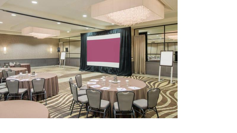 Crowne Plaza Suffern Mahwah image