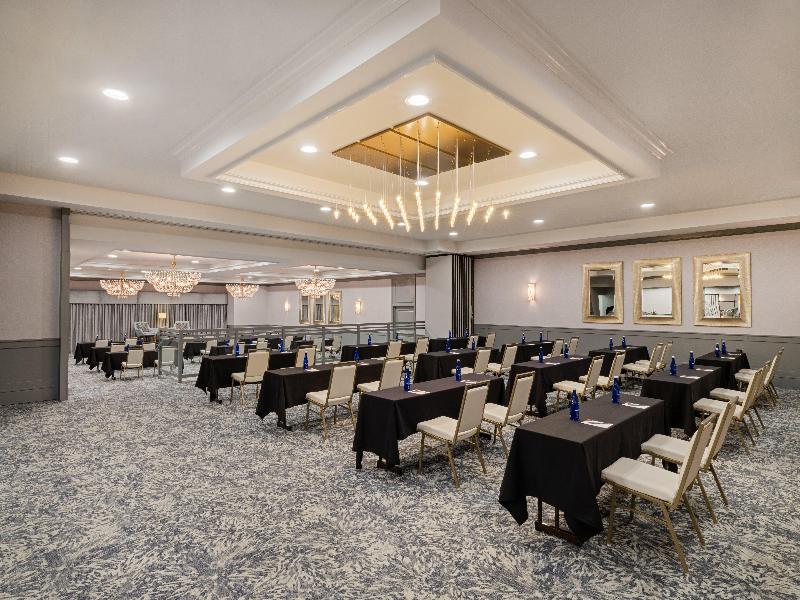 Crowne Plaza Suffern Mahwah image