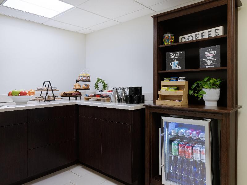 Crowne Plaza Suffern Mahwah image
