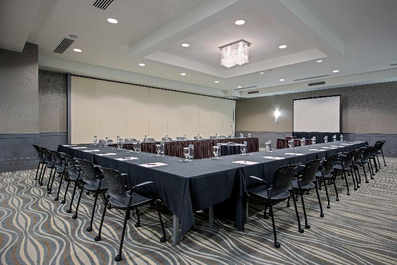 Crowne Plaza Suffern Mahwah image