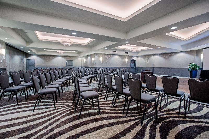 Crowne Plaza Suffern Mahwah image