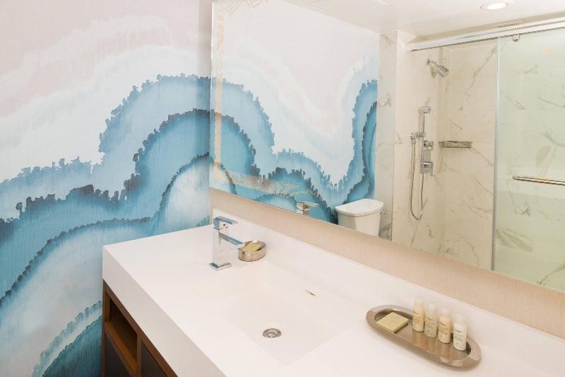 Renaissance Newport Beach Hotel image