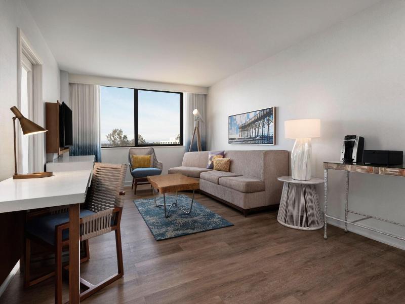 Renaissance Newport Beach Hotel image