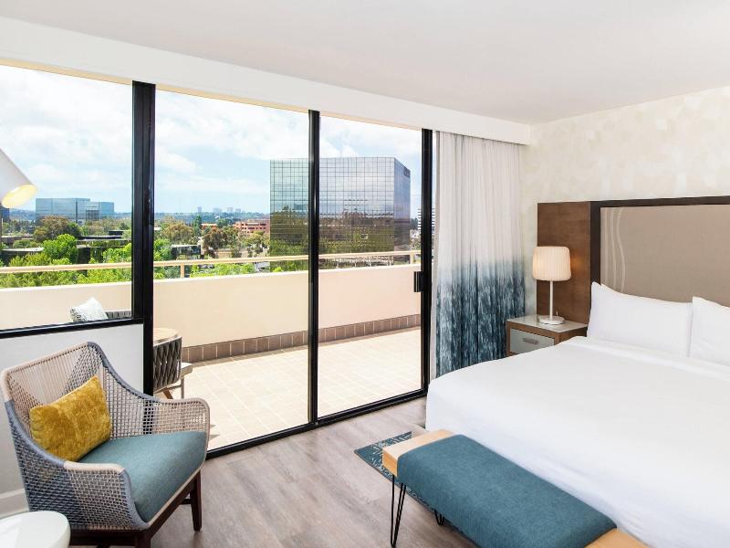Renaissance Newport Beach Hotel image