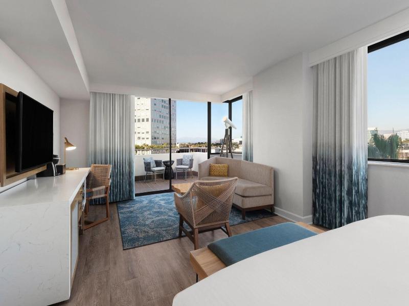 Renaissance Newport Beach Hotel image