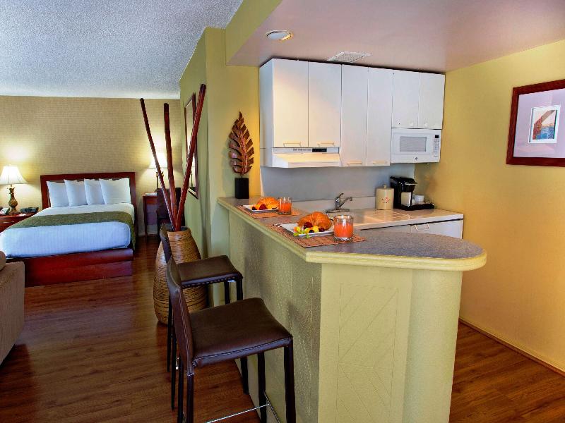 Ramada Plaza by Wyndham Waikiki image
