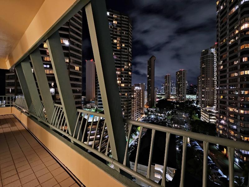 Ramada Plaza by Wyndham Waikiki image