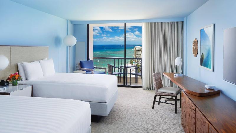 Hyatt Regency Waikiki Beach Resort And Spa