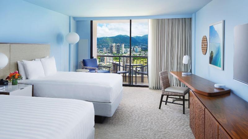 Hyatt Regency Waikiki Beach Resort And Spa