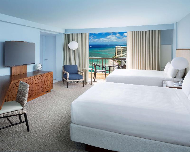 Hyatt Regency Waikiki Beach Resort And Spa