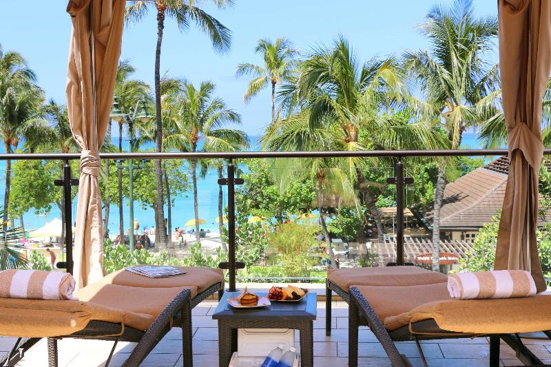 Hyatt Regency Waikiki Beach Resort And Spa