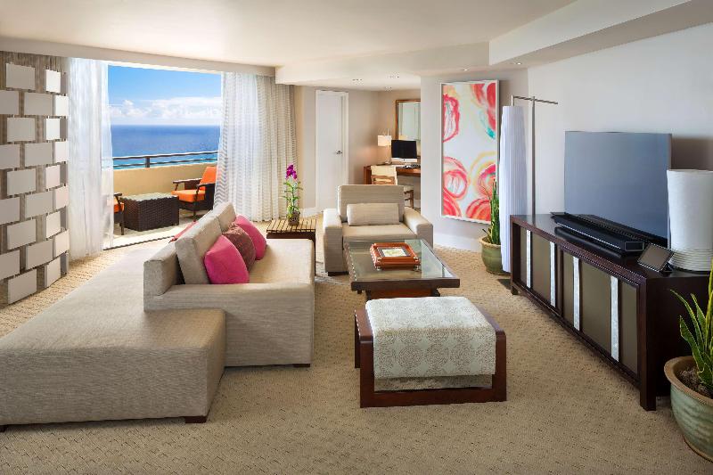Hyatt Regency Waikiki Beach Resort And Spa