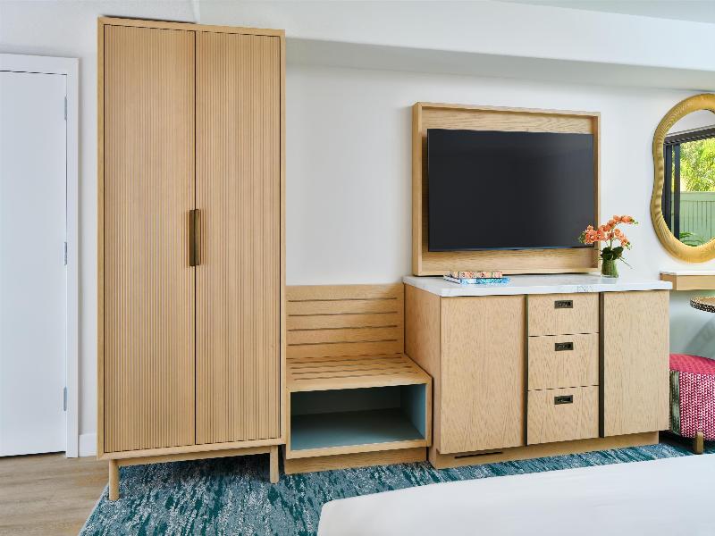 OUTRIGGER Kaanapali Beach Resort image