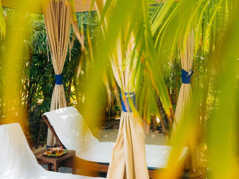 The Kahala Hotel & Resort